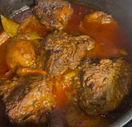 Braised Short Ribs with Red Wine and Vegetables